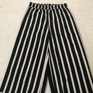 Wide Leg High Waisted crop stripe pants